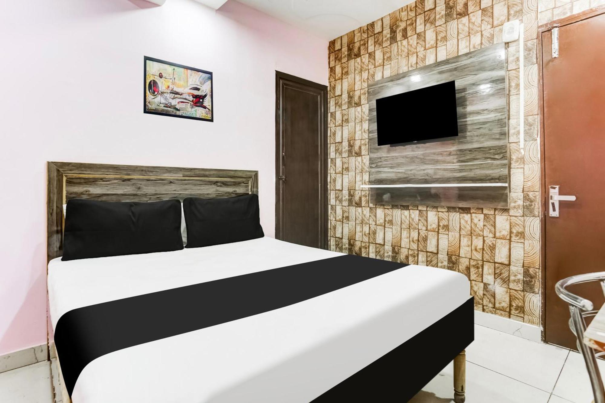 Hotel Rk Plaza Нью-Делі Екстер'єр фото