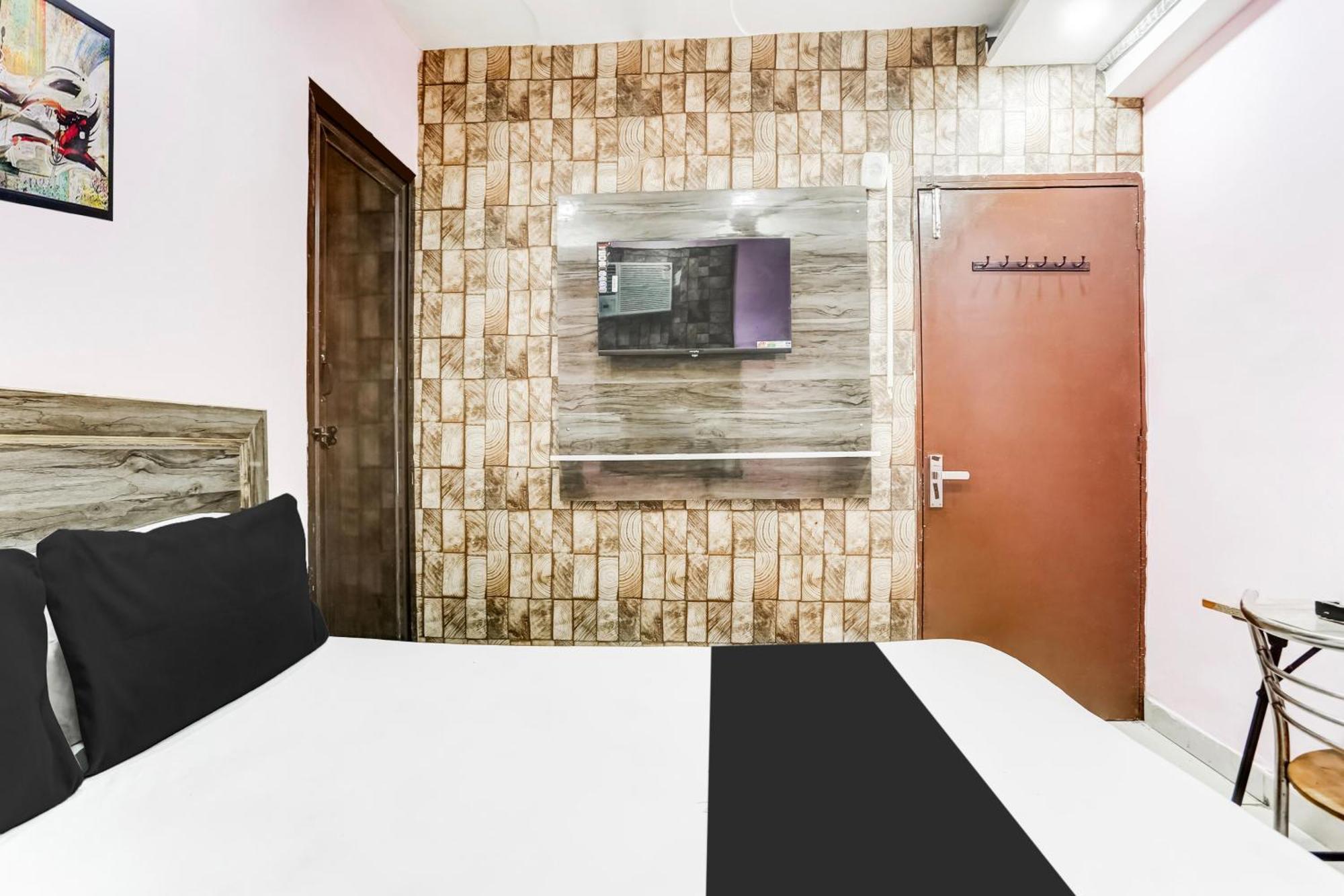 Hotel Rk Plaza Нью-Делі Екстер'єр фото